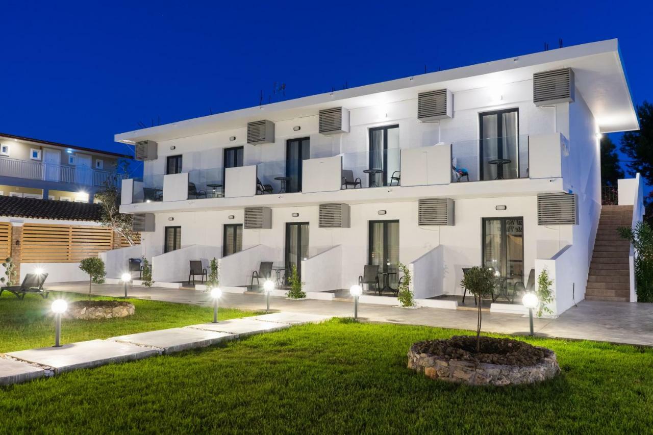 48 By Zante Plaza Apartment *